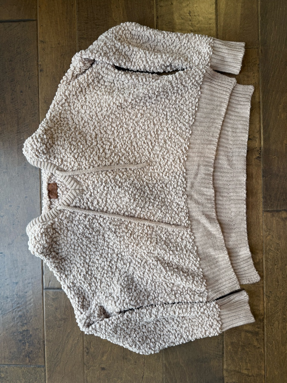 POL Cream Popcorn-Knit Scoop Pullover